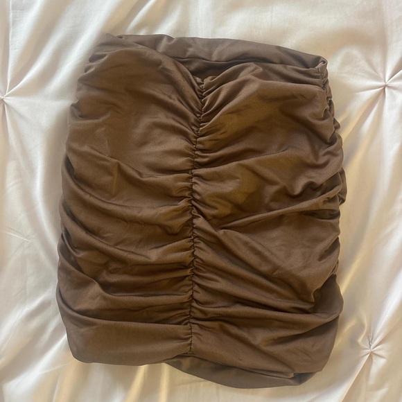 Dresses & Skirts - Women's Brown Ruched Mini Skirt